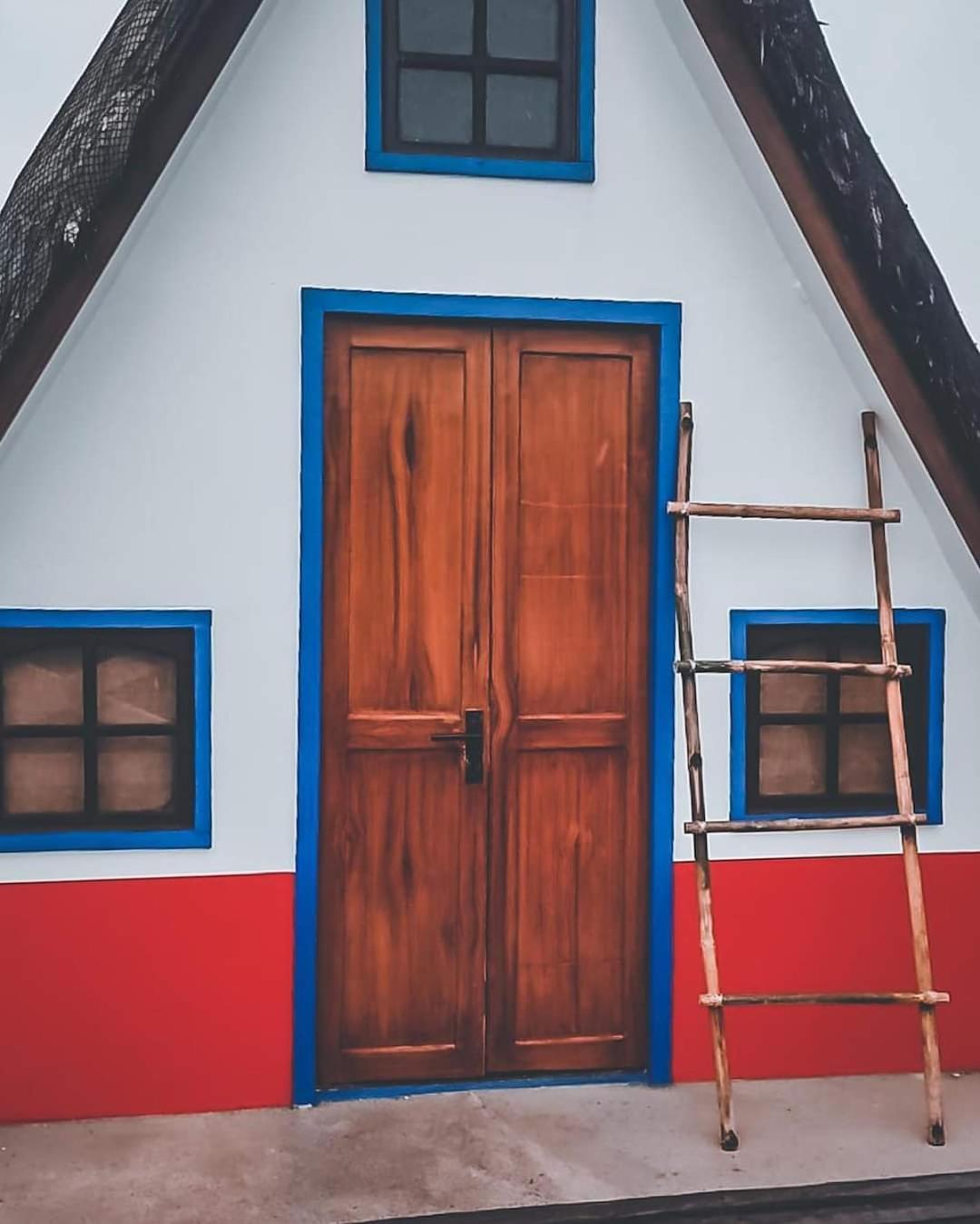 Triangle Huts Pagudpud Exterior foto