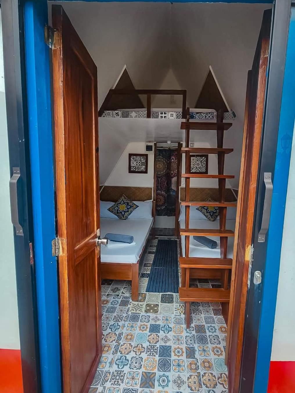 Triangle Huts Pagudpud Exterior foto